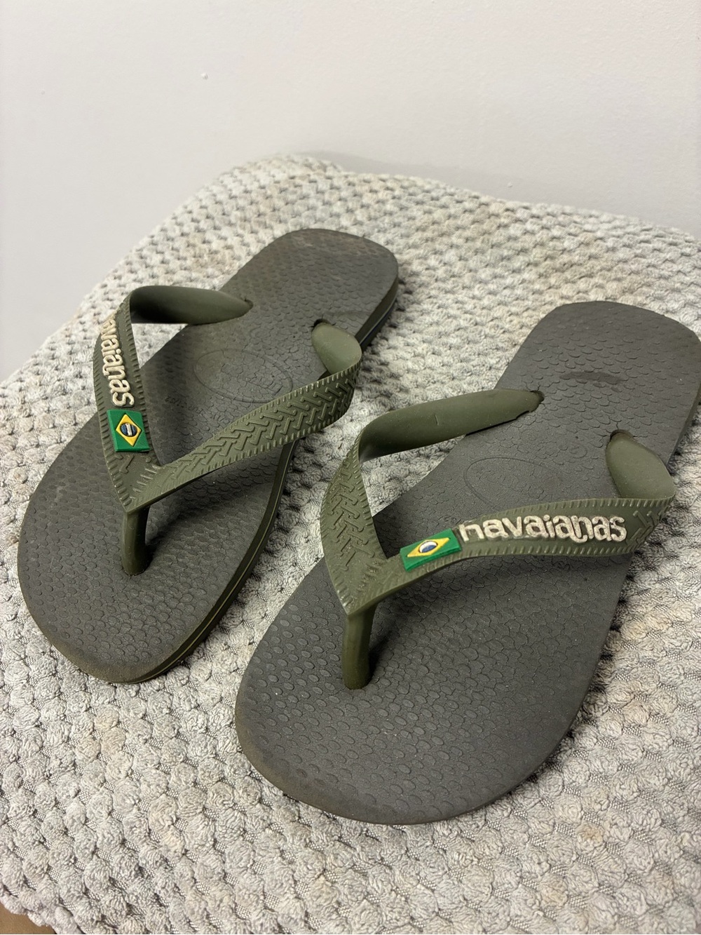 Havaianas Kids Olive/Black Logo Flip Flops